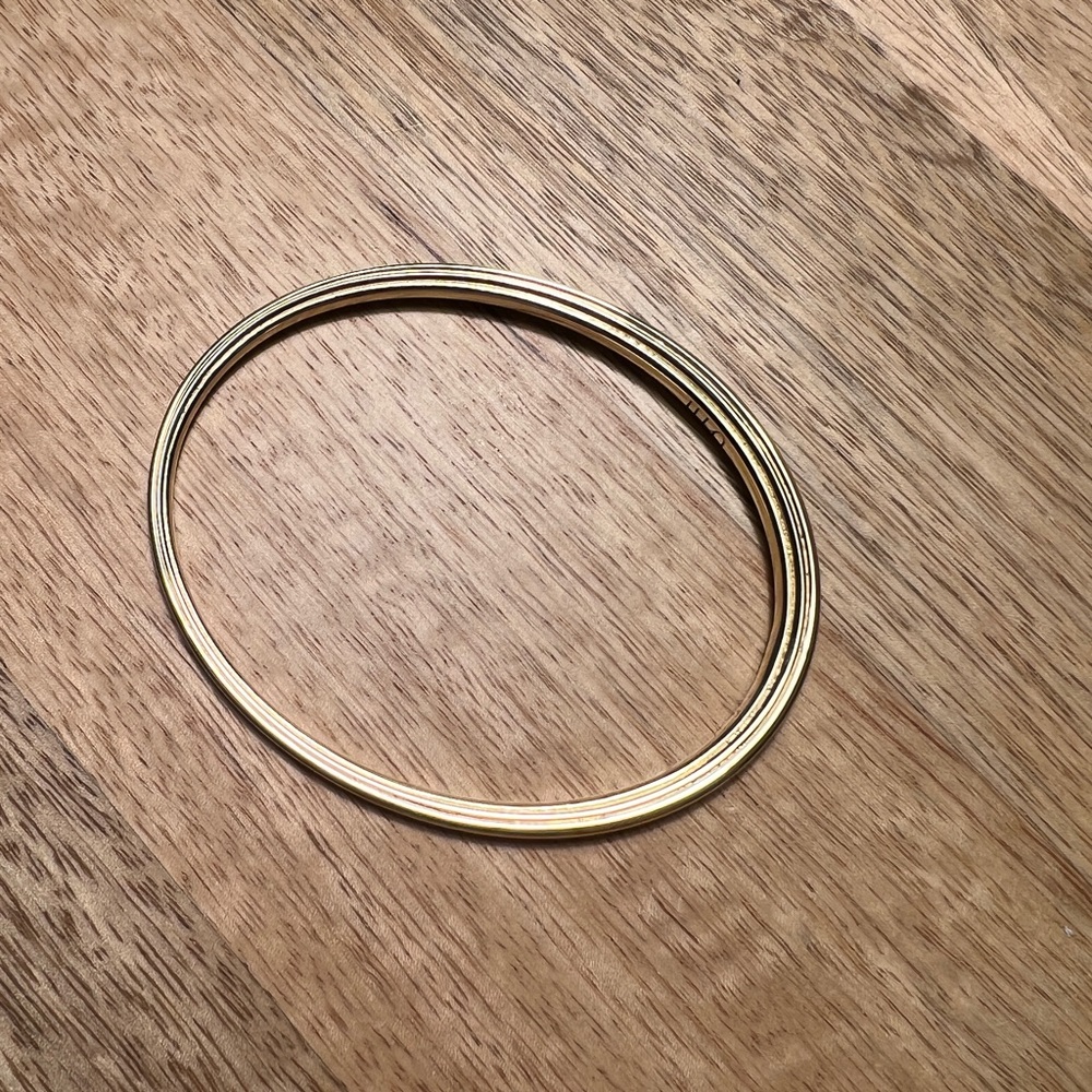 Ursa Major by Kate Jones Fluted Tapered Bangle~ No. 1 / Light